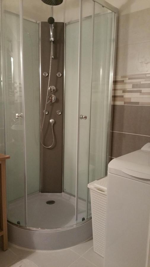 T2bis Lumineux, Intra Muros Apartment *